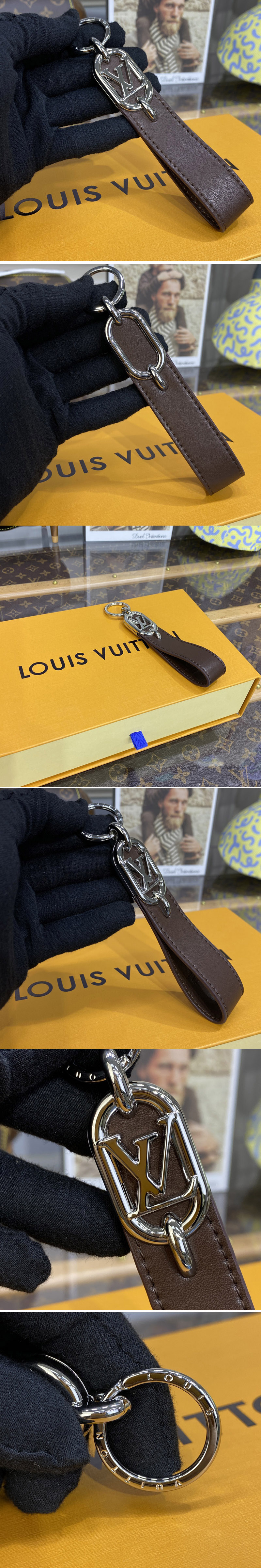 Replica Louis Vuitton M00826 LV Link Dragonne Key holder in Brown leather