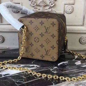 Replica Louis Vuitton M62791 Monogram Canvas Square Chain Small Bags