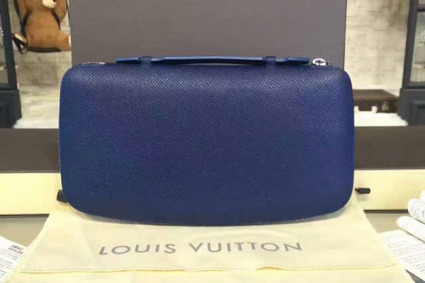 Replica Louis Vuitton M30652 Atoll Taiga Travel Case Blue