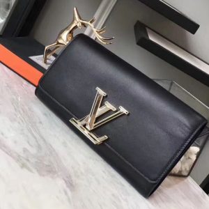 Replica Louis Vuitton M42036 Smooth Calfskin Louise Clutch EW Black