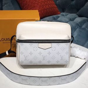 Replica Louis Vuitton M30243 Outdoor Messenger Taiga Leather White