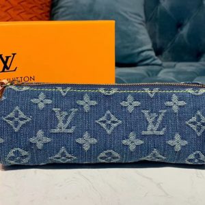 Replica Louis Vuitton M58118 LV Clutch bags Blue Monogram Denim Canvas