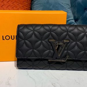 Replica Louis Vuitton M68590 LV Capucines long wallet Black Calf Leather