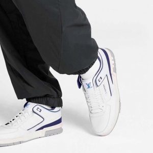 Replica Mens Louis Vuitton 1A67KY LV Trainer sneaker In White/Blue Calf leather