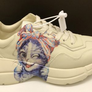 Replica Women and Men Gucci Rhyton leather sneaker with Cat in White Leather