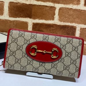 Replica Gucci 621889 Gucci 1955 Horsebit zip around wallet in Beige/ebony GG Supreme canvas With Red Leather