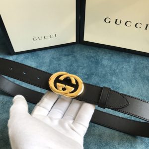 Replica Gucci 574807 30mm Belt with Shiny Gold Interlocking G buckle in Black Leather