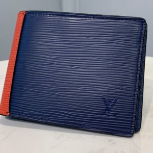 Replica Louis Vuitton M68716 LV Multiple Wallet in Blue/Green Epi Leather