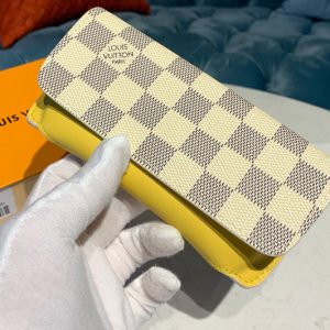 Replica Louis Vuitton GI0372 LV Woody glasses case in Damier Azur Canvas