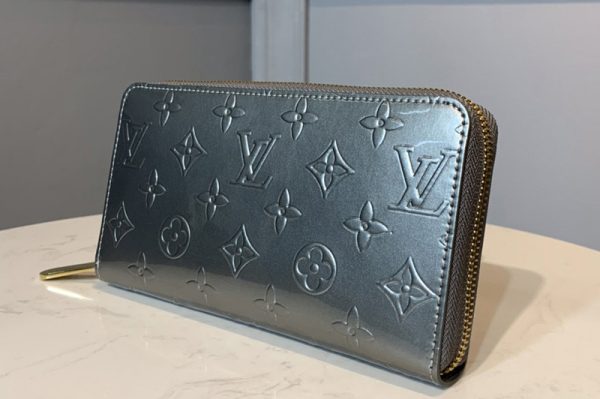 Replica Louis Vuitton M68642 LV Zippy wallet in Monogram Vernis Calf leather