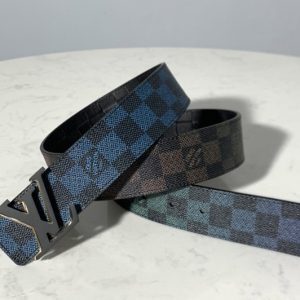 Replica Louis Vuitton M0249V LV Initiales 40mm reversible belt in Damier Rainbow canvas