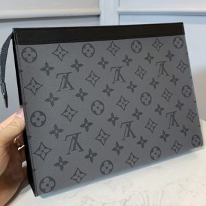 Replica Louis Vuitton M69535 LV Pochette Voyage MM Bag in Monogram Eclipse canvas