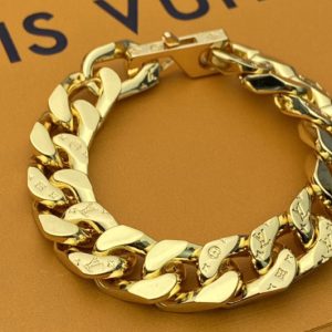 Replica Louis Vuitton M00306 LV Chain Links bracelet in Gold-color