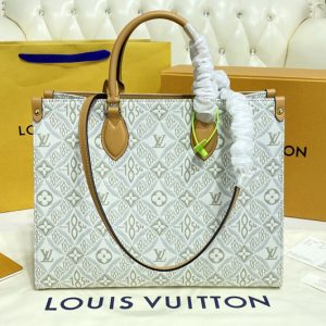 Replica Louis Vuitton M59614 LV OnTheGo MM tote bag in Ecru / Caramel Since 1854 Jacquard textile