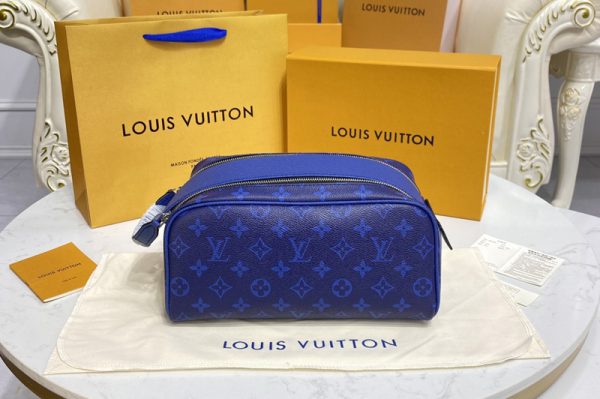 Replica Louis Vuitton M30849 LV Dopp Kit bag in Monogram canvas and Taiga leather