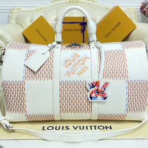 Replica Louis Vuitton M20563 LV Keepall Bandoulière 50 travel bag in White Damier Spray cowhide leather