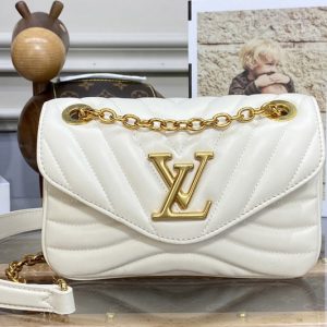 Replica Louis Vuitton M20687 LV New Wave Chain Bag PM Bag in White Leather