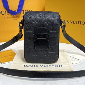 Replica Louis Vuitton M81524 LV S-Lock Vertical wearable wallet in Black Taurillon Monogram leather