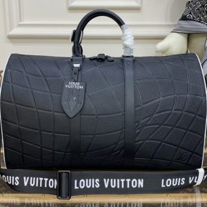 Replica Louis Vuitton M21382 LV Keepall Bandouliere 50 weekend bag in Black Taurillon leather