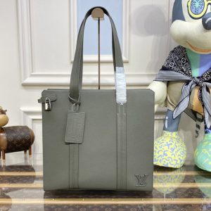 Replica Louis Vuitton M21542 LV Takeoff Cabas tote bag in Green LV Aerogram cowhide leather